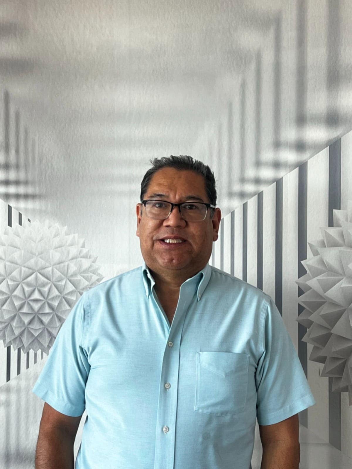 Dr. Mario Gonzalez